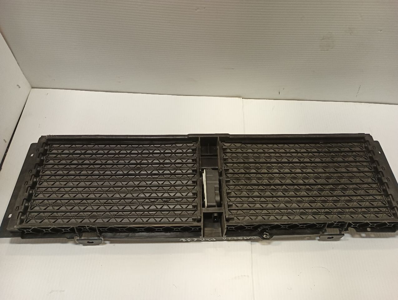 Active Air Shutter from 2026 Chevy Trailblazer 1.3L Turbo 12706039