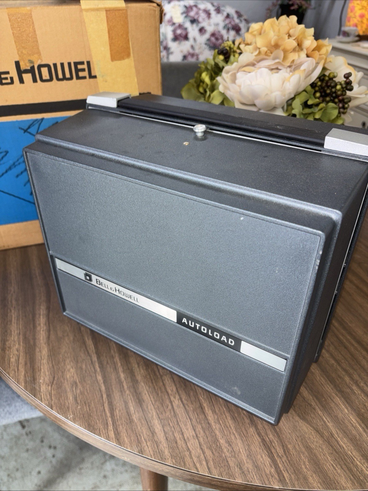 Vintage Bell & Howell Model 357B Autoload Super 8mm Movie Projector-S