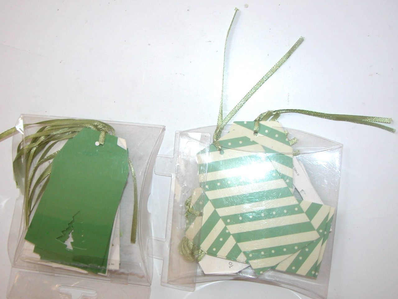 NEW NIP Christmas Gift Tag Set 20 Tags Green Tree