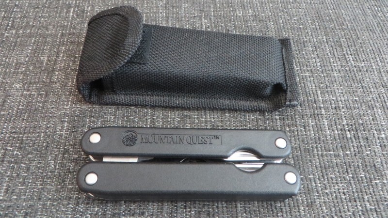 Multi Tool W/Case - Mountain Quest - Smaller 4 inch Tool