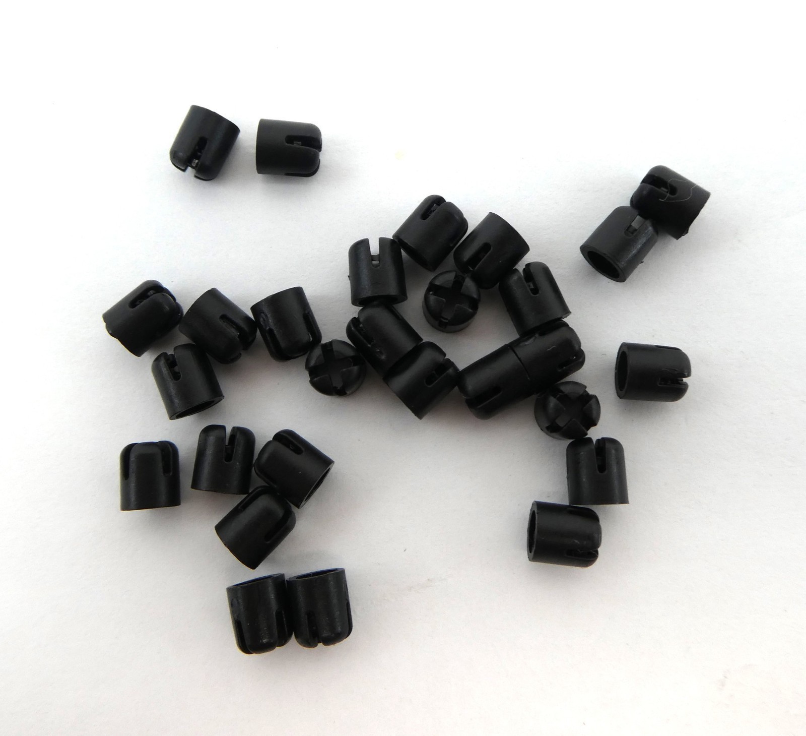 Micro Knex K'nex Lot of 28 Black Snap End Caps (Small)