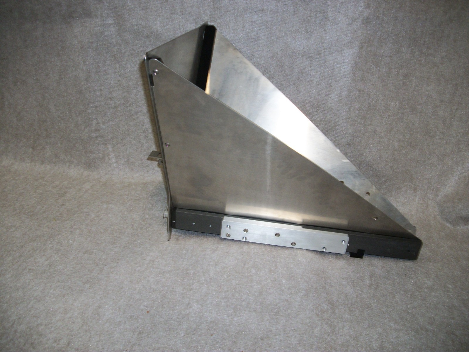 LARGE HOPPER FOR A DELTA HARTNETT INK PRINTER