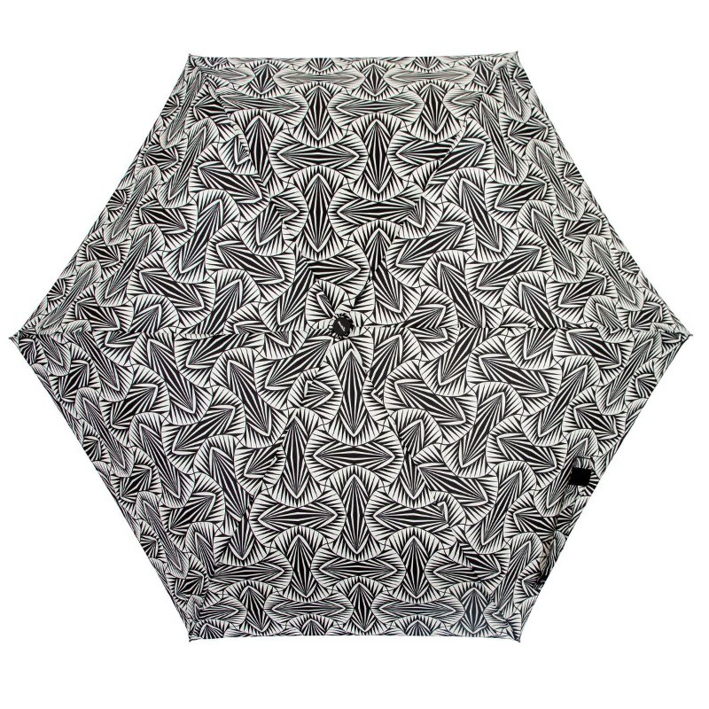 Close Compact Umbrella - Black/White: Telescoping Shaft, Polyester Shell