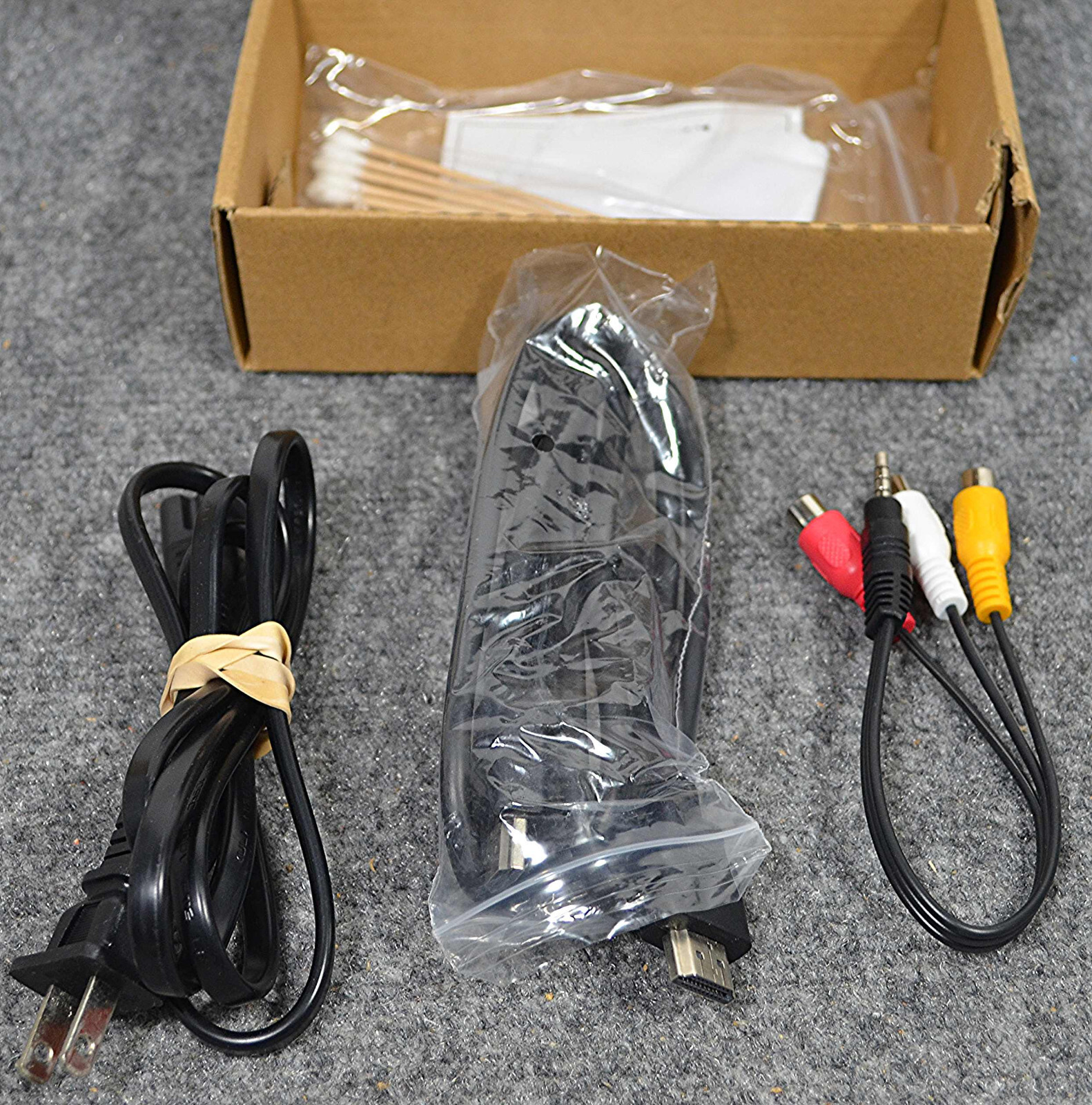 Ci Best Video Projector - LED Source - USB, HD, VGA & DVD connections