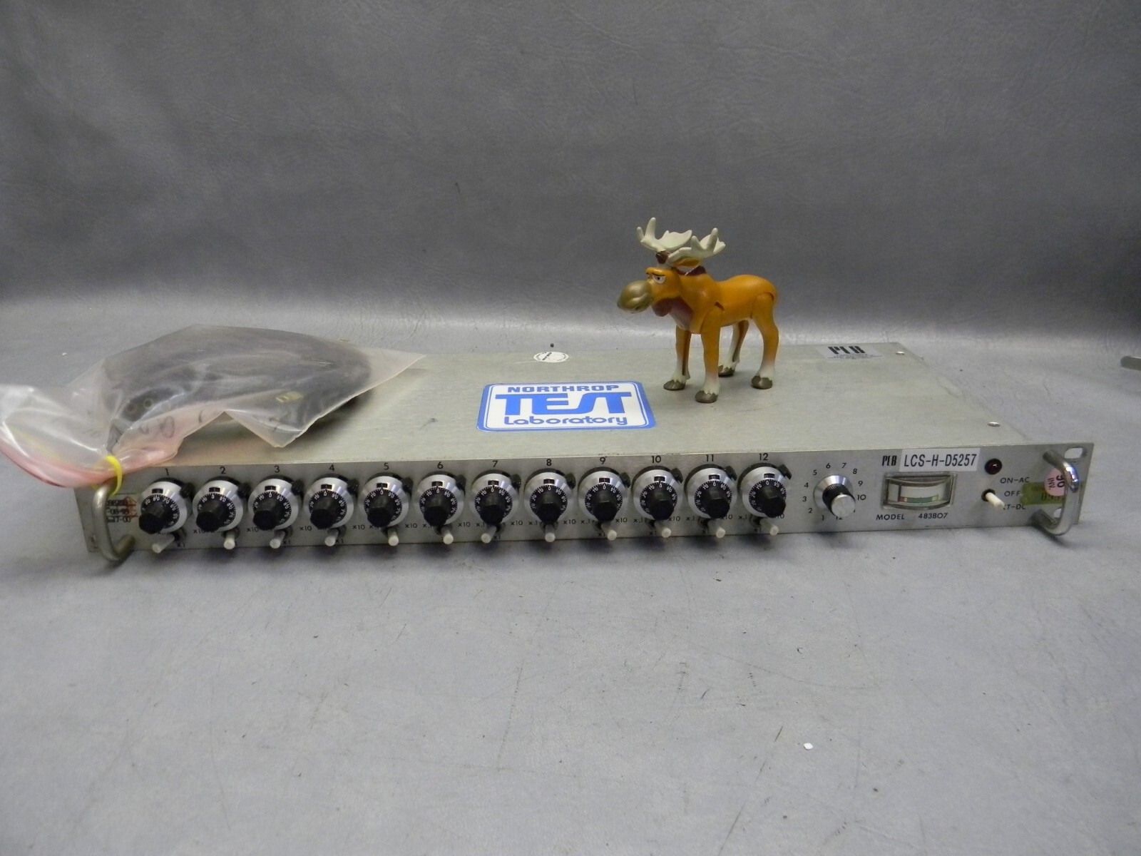 PCB Piezotronics 483B07 Signal Conditioner - 12 Channel Rack Mount