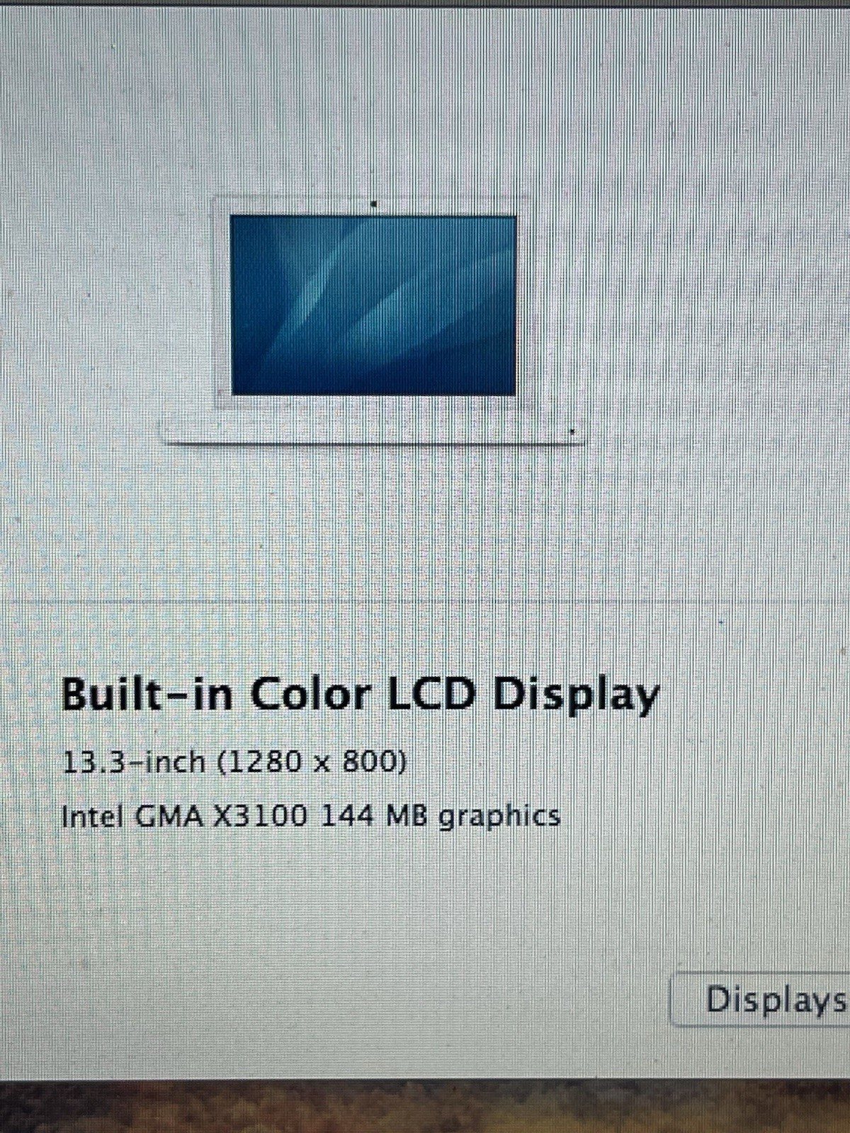 Apple MacBook A1181 Intel Core 2 Duo 2.1GHz 120GB Space 1GB RAM 13.3”