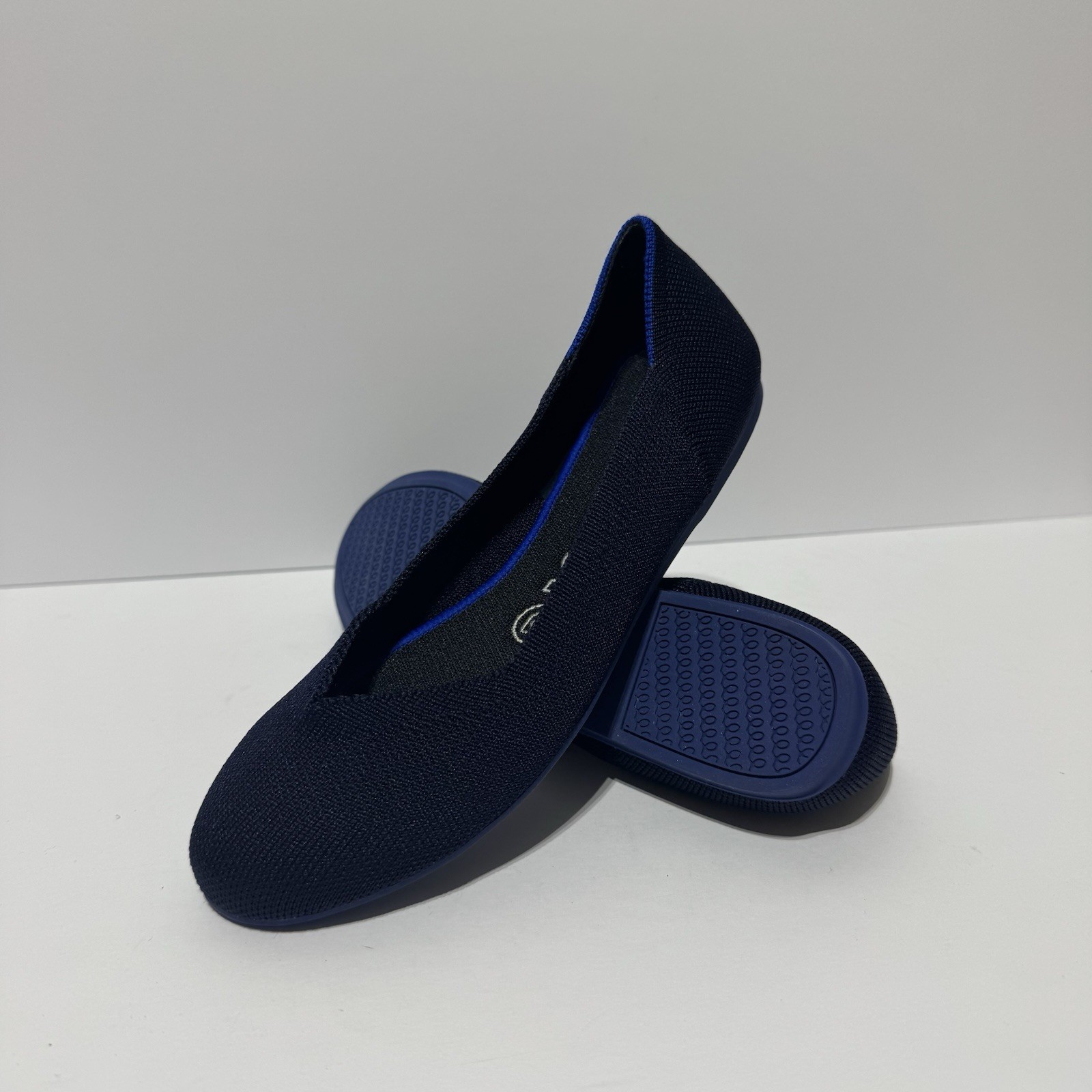 Rothys The Flat Round Toe Navy Solid Size 7 M