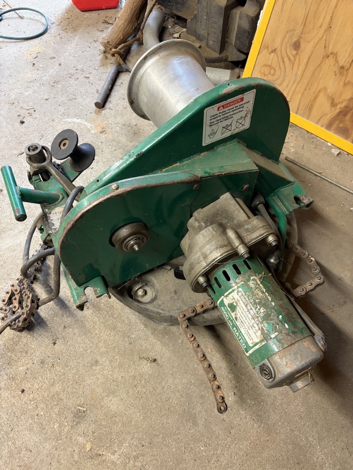 Greenlee 6000 6001 Super Cable Tugger Wire Puller 6K LBS