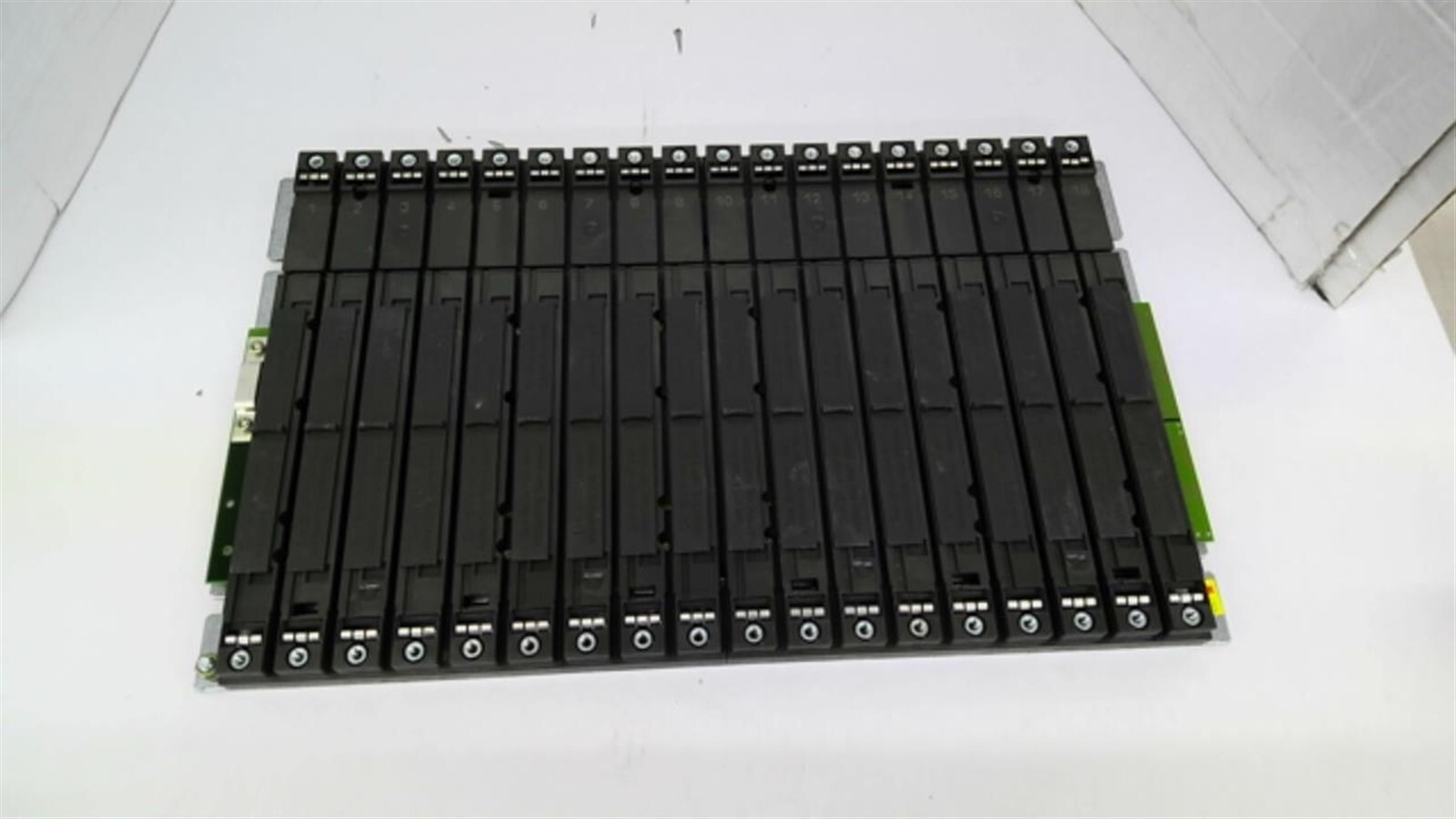 Siemens 6ES7400-1TA01-0AA0 Simatic S7 Subrack