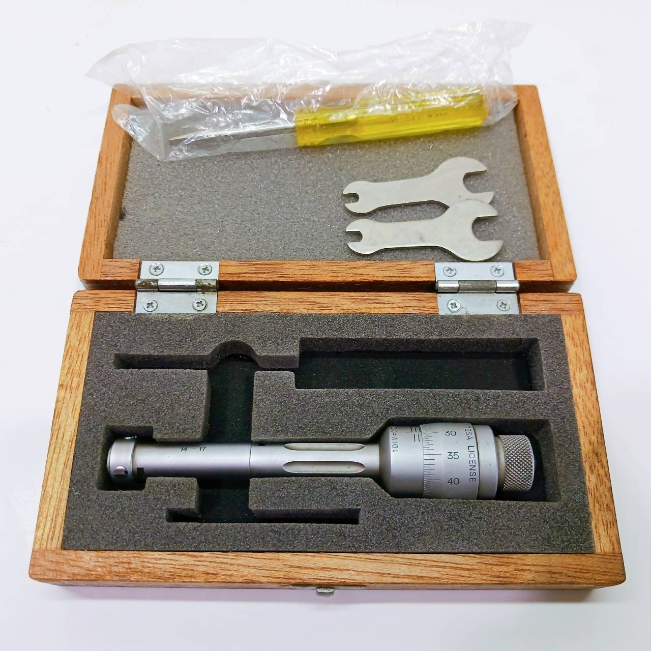 Mitutoyo Hole Test Micrometer 14-17mm Bore Gauge Gage Cylinder TESA Japan BE211