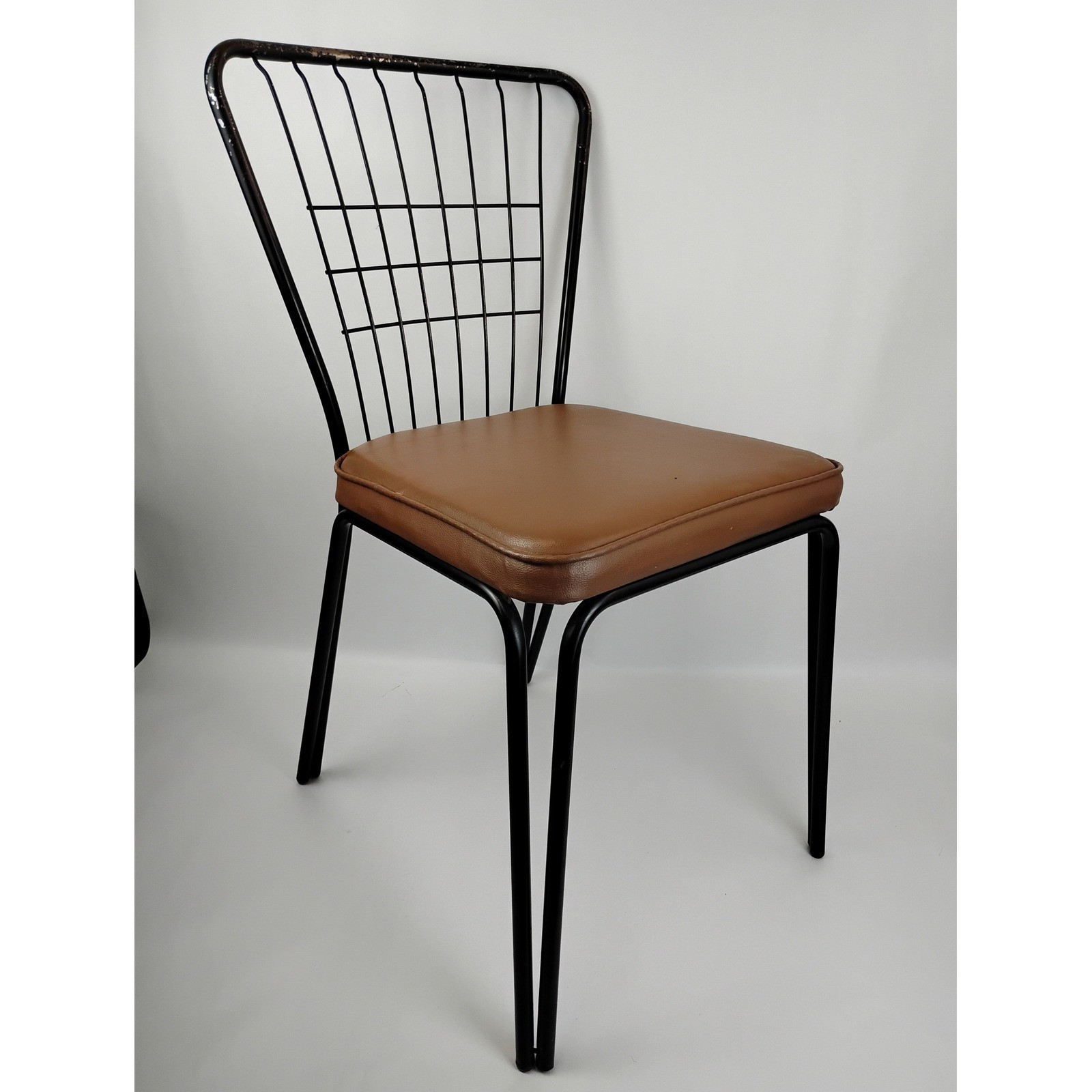 Daystrom 1970s Wrought Iron Wire Mesh Dining Chair Tan Vinyl Seat