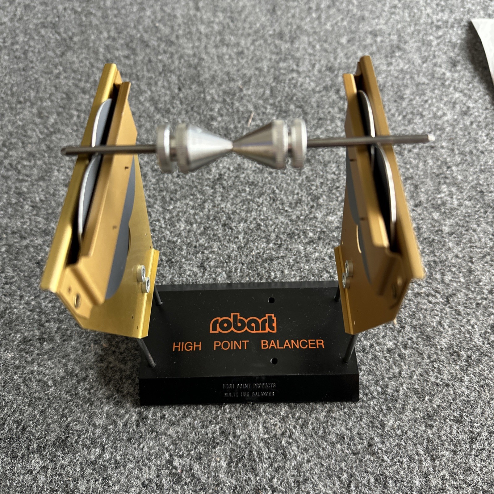 Robart High Point Balancer For Props, Wheels, Rotors, etc., w/ instructions
