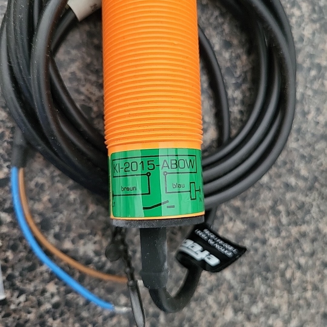 NEW!! Efector Proximity Switch K1-2015-ABOW w/ Box