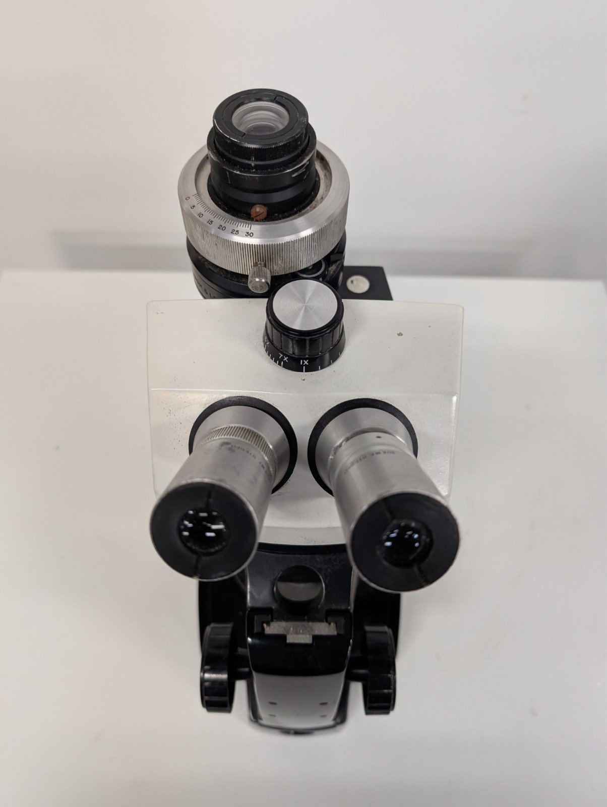 Bausch & Lomb B & L StereoZoom 7 Microscope w/Stand and Extra Monocular