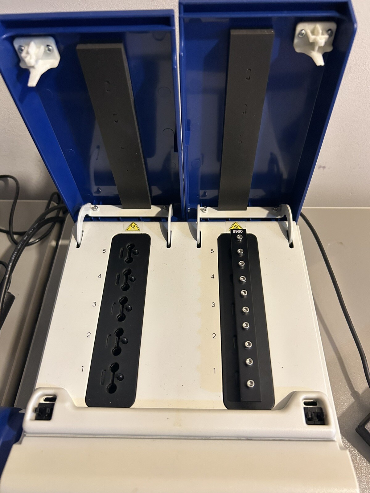 Meridian Bioscience illumipro-10 Ref 610172 Microplate Reader