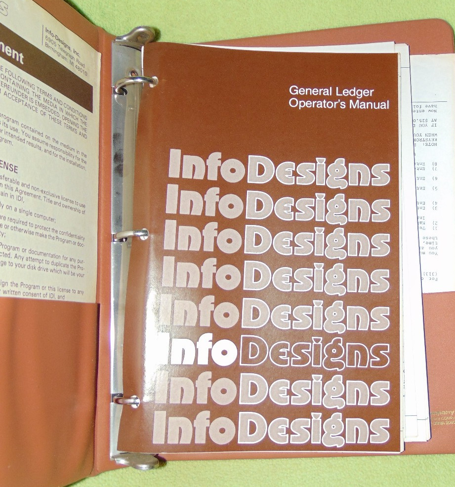InfoDesigns Commodore 64 General Ledger Manual Binder Vintage Software