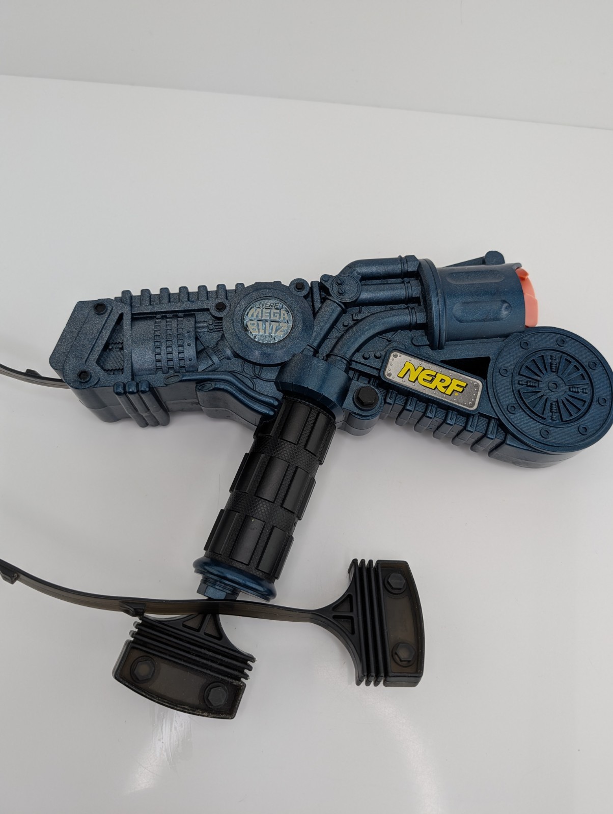 Vintage 1997 Nerf Gun Blitz Rip Chord Blaster Ripchord