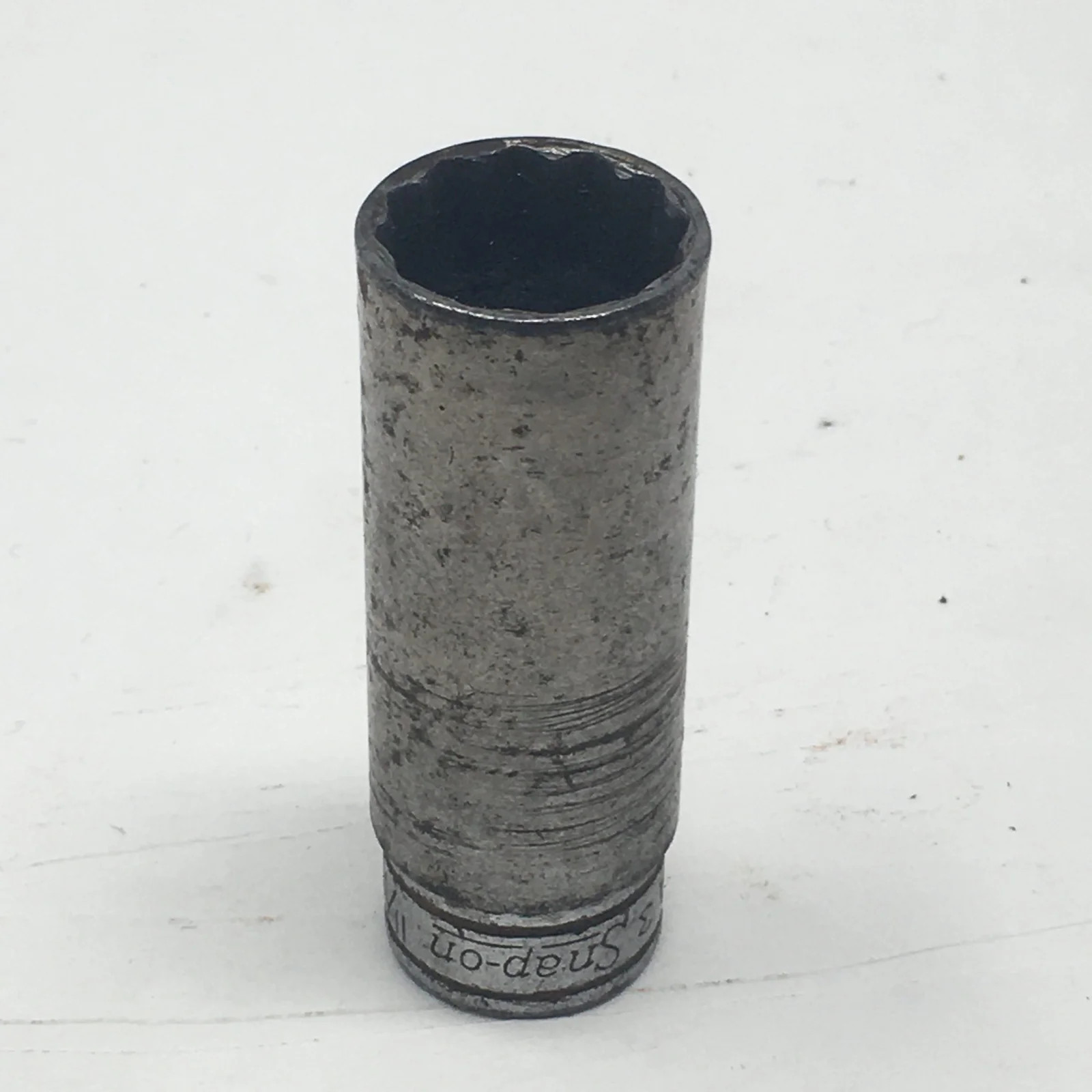 Snap On SF-221 11/16" 3/8" Drive Chrome Deep 12-Point Socket, Rust (Used)
