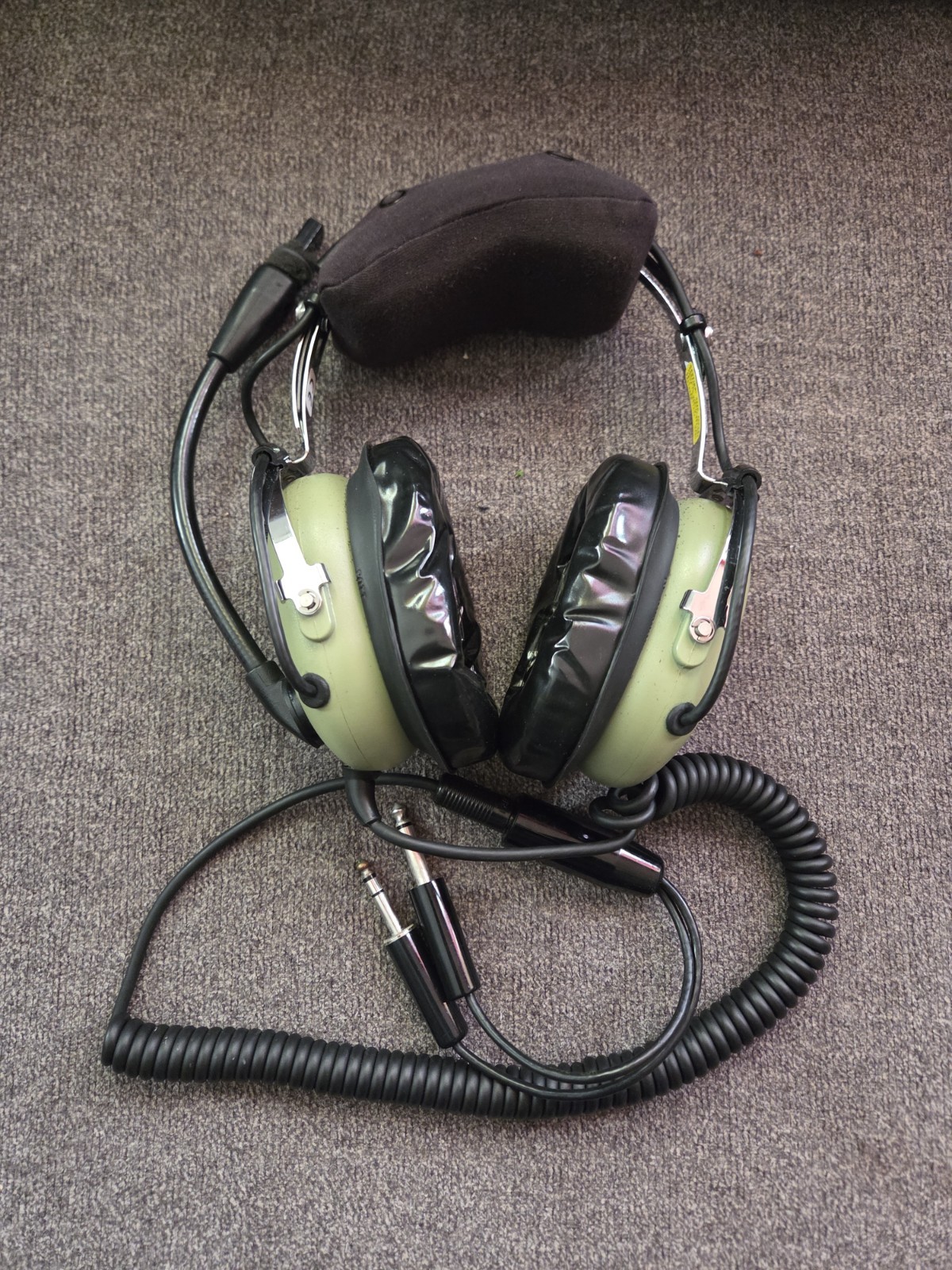 David Clark Pilot Headset Model H10-13H 12507G-45 Green