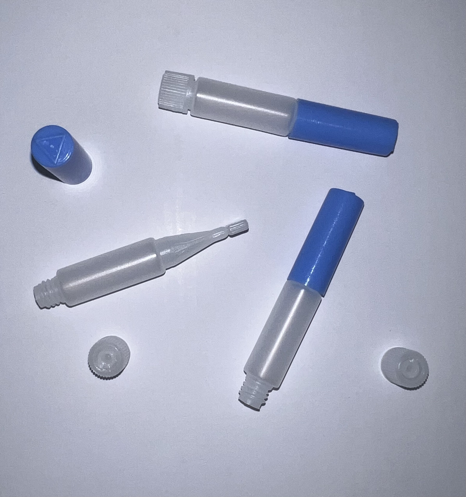 Qty 25 - 2ml small squeeze mini PE plastic dropper bottles