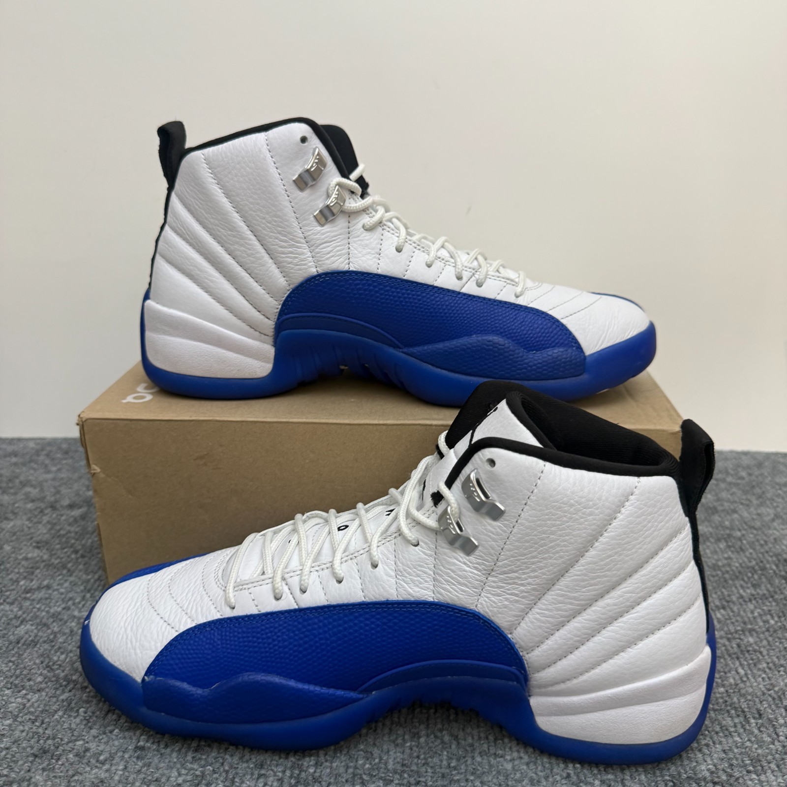 Nike Air Jordan 12 Retro "Blueberry" White Black Game CT8013 140 Men's Size 9.5