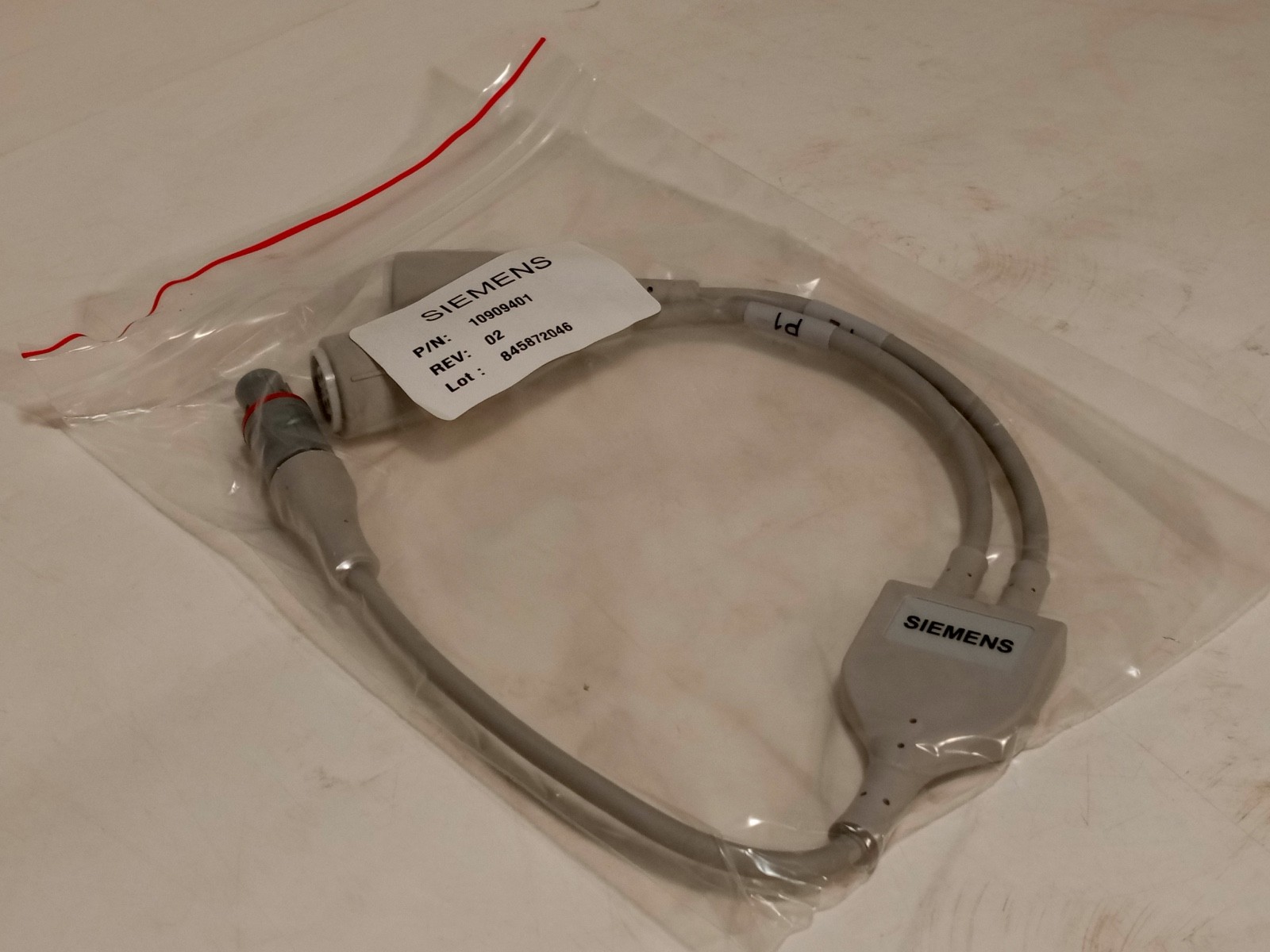 Siemens 10909401 Rev. 02 HiSIB IBP “Y” Adapter Cable, As Pictured