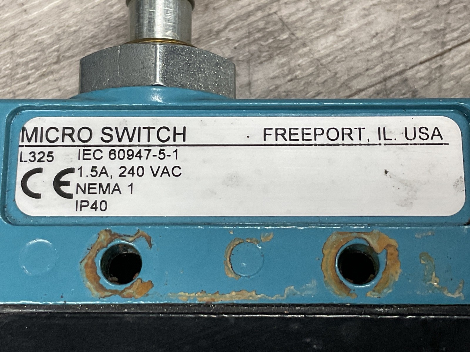 MICRO SWITCH IEC 60947-5-1 #301M111