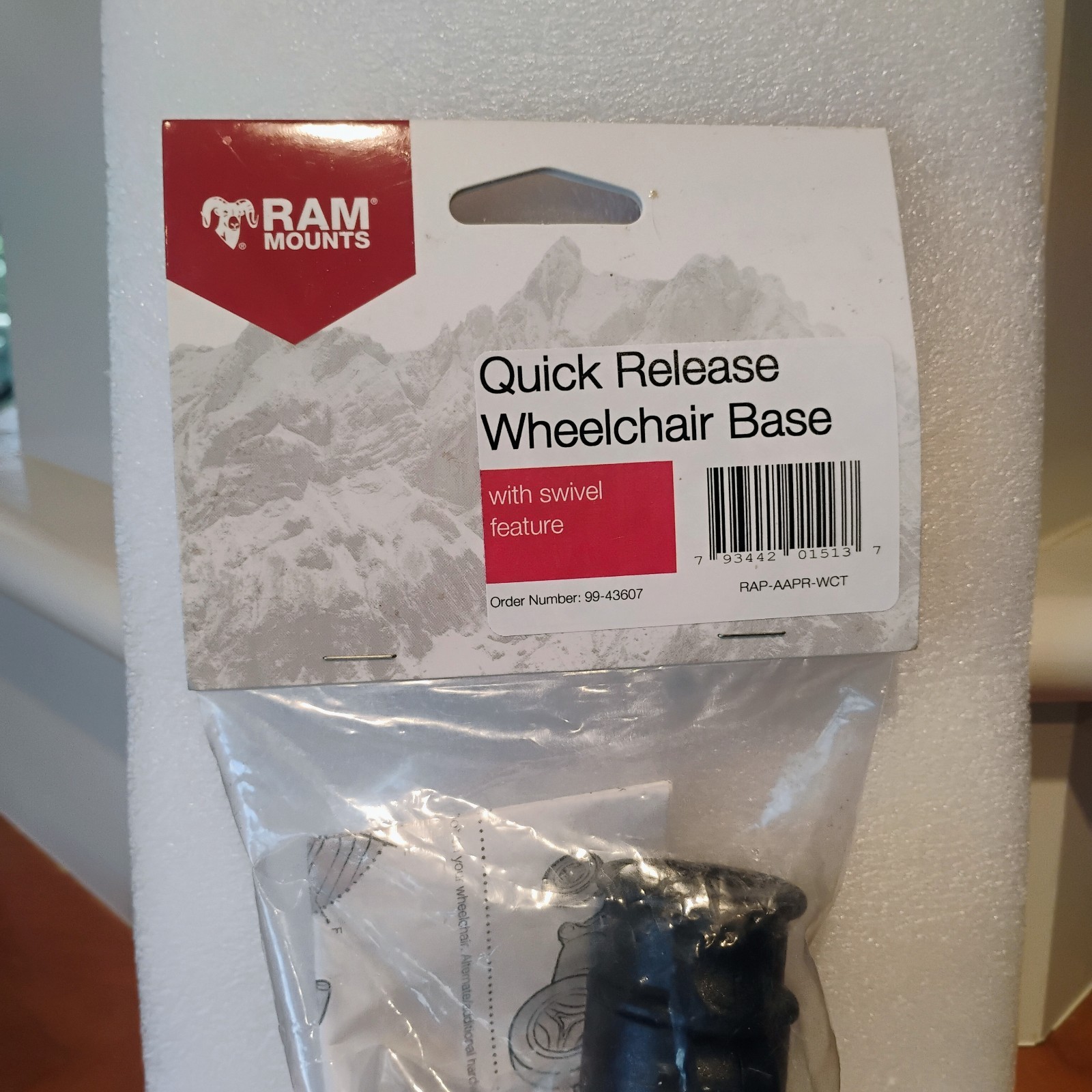 RAM Universal Wheelchair Base with Quick Release & Swivel Feature