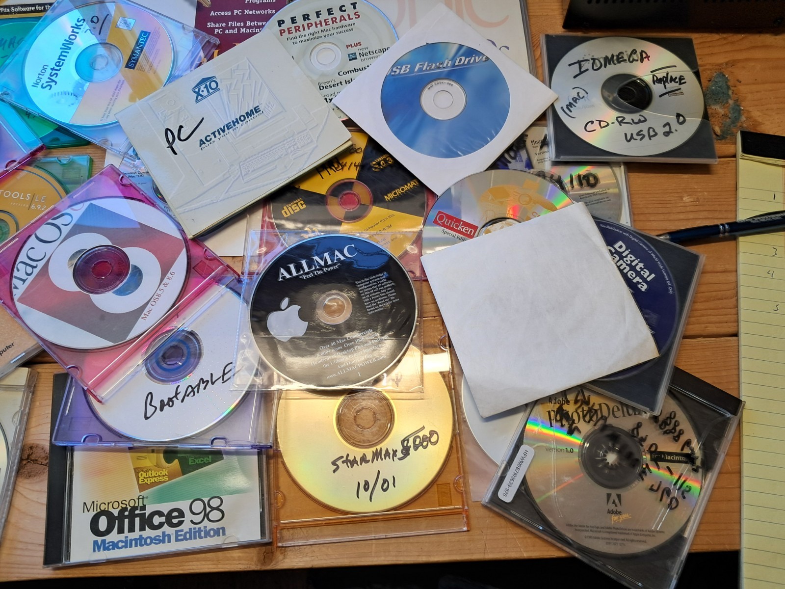 40 assorted vintage Mac CD Roms. Mostly from the Power Mac Era.