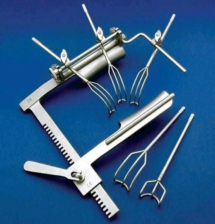 Cooley Cosgrove Mitral Valve Retractor Complete Surgical Kit Good Quality