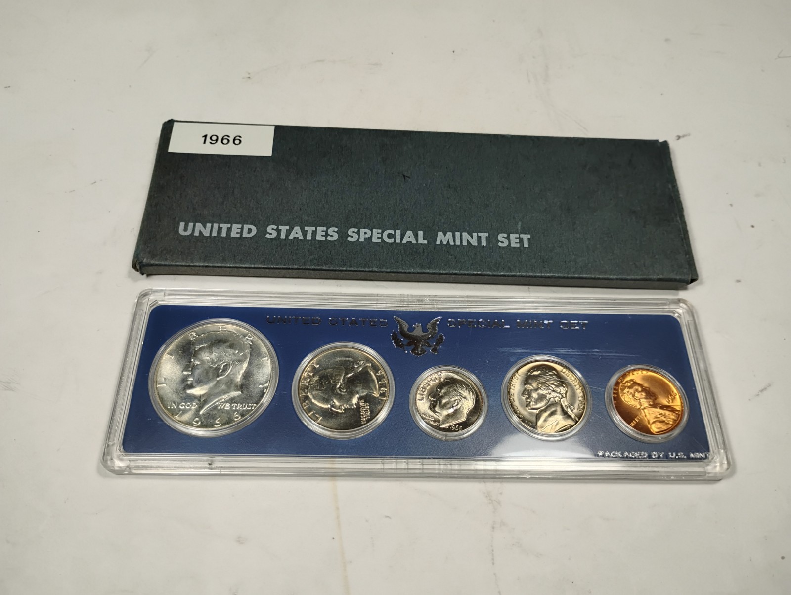 1966 5 Coin US Special Mint Coin Set Original Box with 40% Silver Kennedy Half