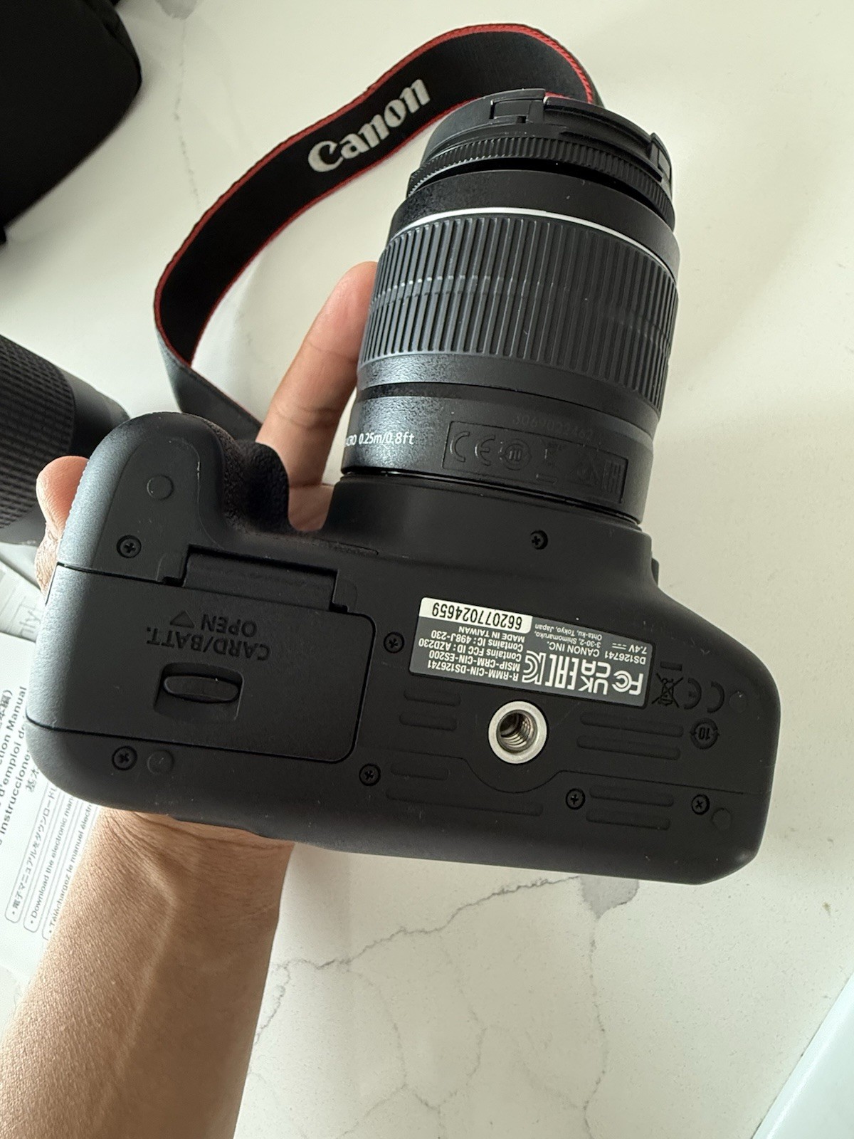 Canon EOS Rebel T7/2000D DSLR Camera Bundle 18-55mm & 75-300mm Bag