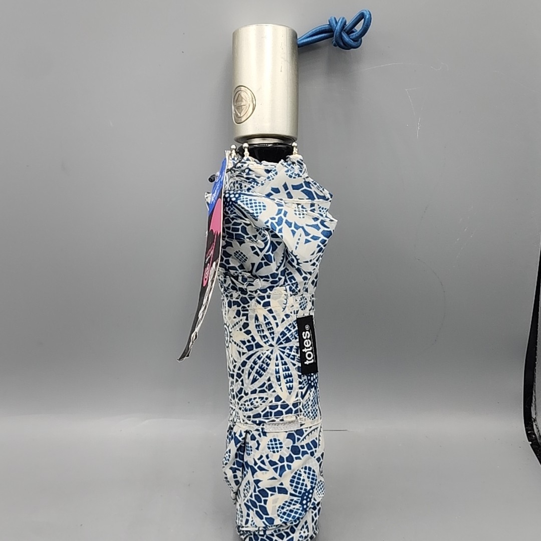 Totes Never Wet Blue  & White Floral Design, 43" Coverage Auto Open
