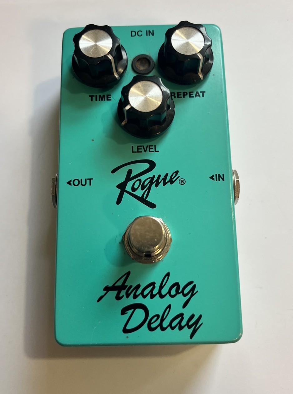 Rogue Analog Delay Guitar Effects Pedal