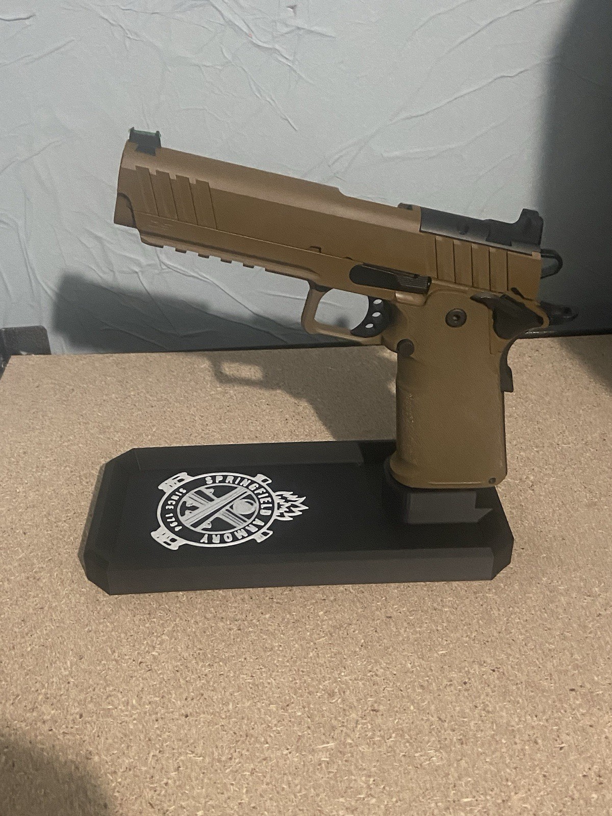 Springfield Prodigy DS 1911 2011 9mm Gun Stand