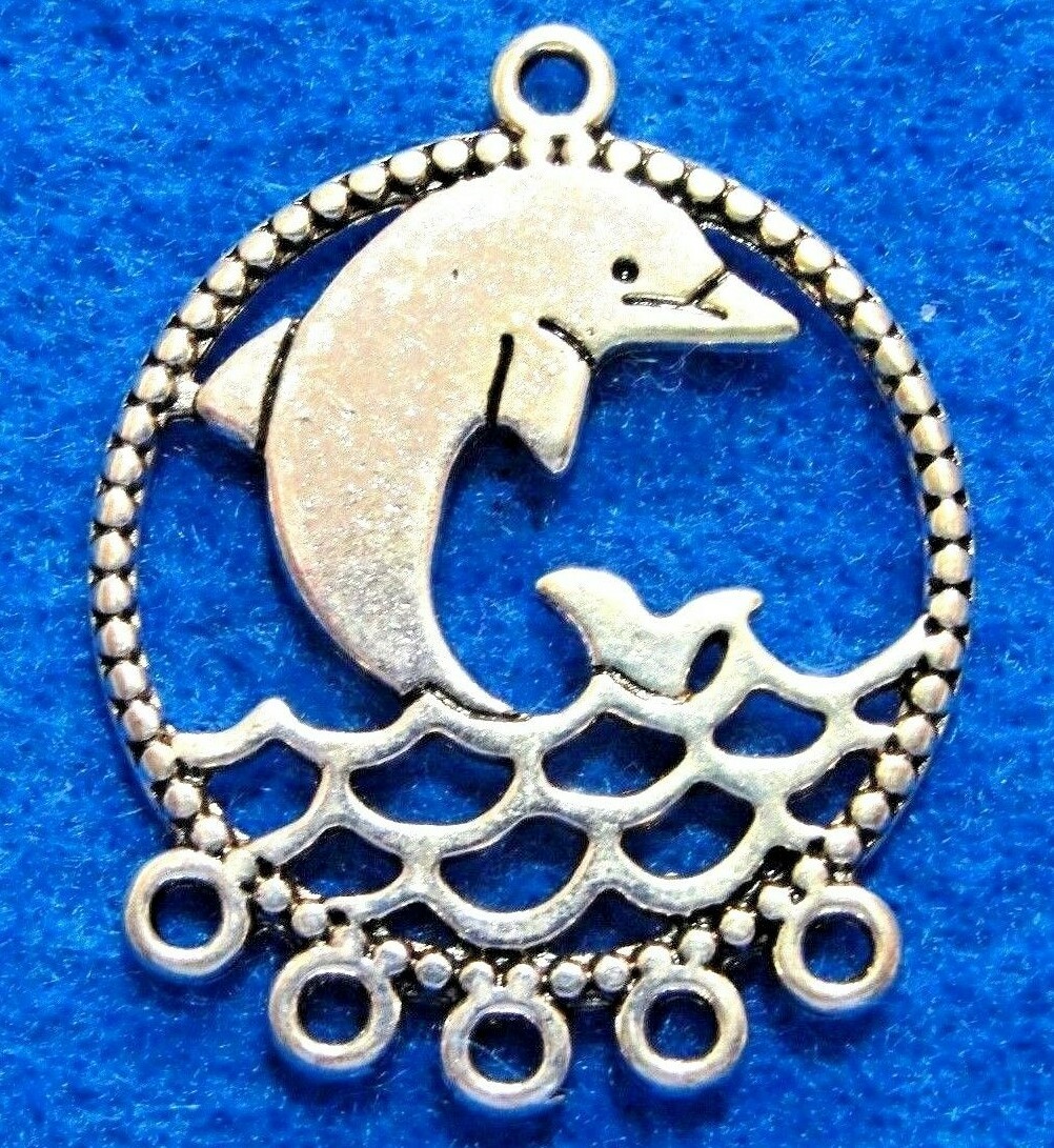 30Pcs. WHOLESALE Tibetan Silver DOLPHIN Earring Drops Charms Pendants Q1126
