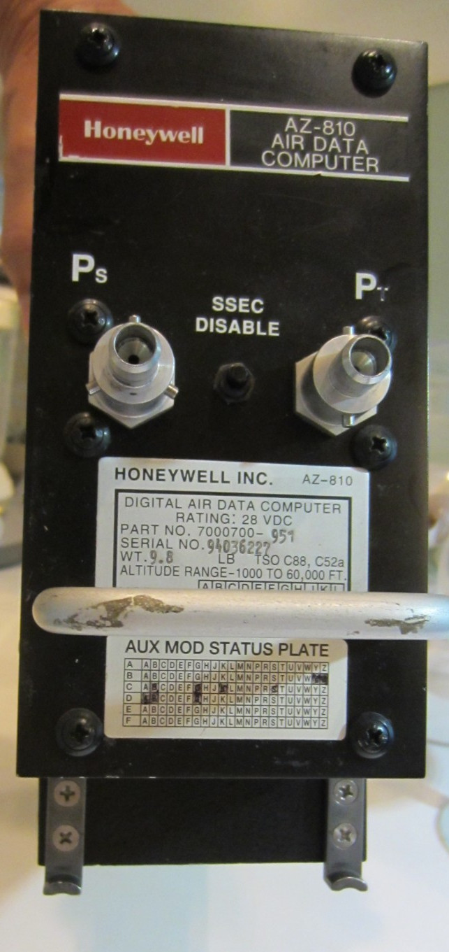 HONEYWELL AZ-810 AIR DATA COMPUTER P/N 7000700-951 AS REMOVED
