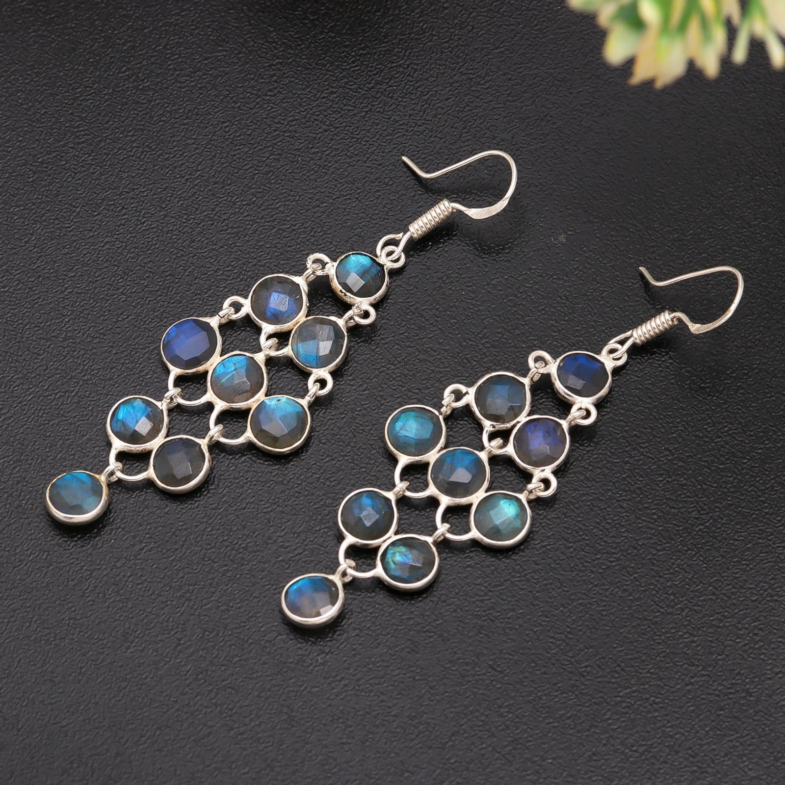 Labradorite Gemstone 925 Sterling Silver Bezel Dangle Earring Gift For her