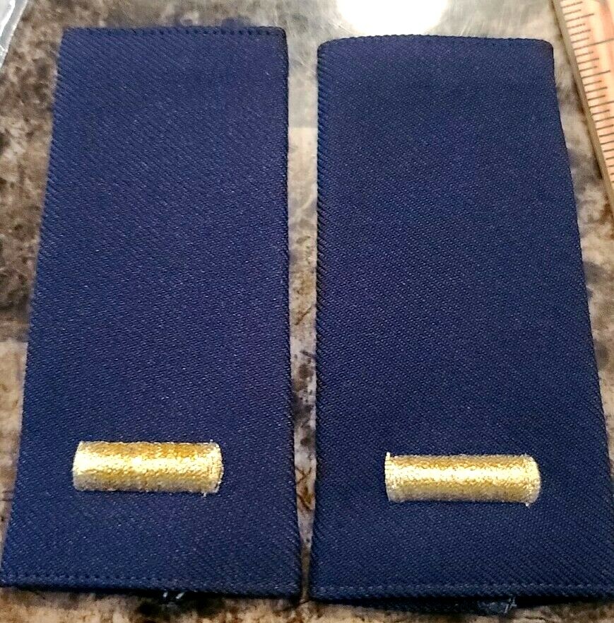 Insignia, Rank Officer Epaulets Air Force Embroidered size 1, 2nd Lieutenant New