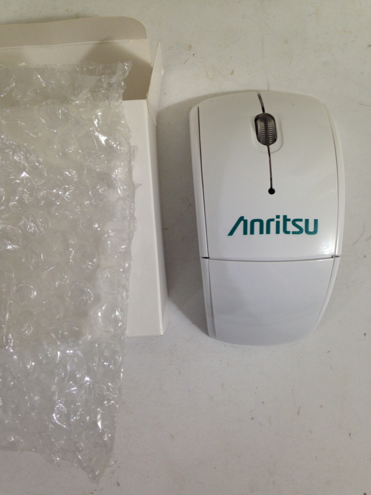 Anritsu Mouse, Wireless, Compact, Portable, white