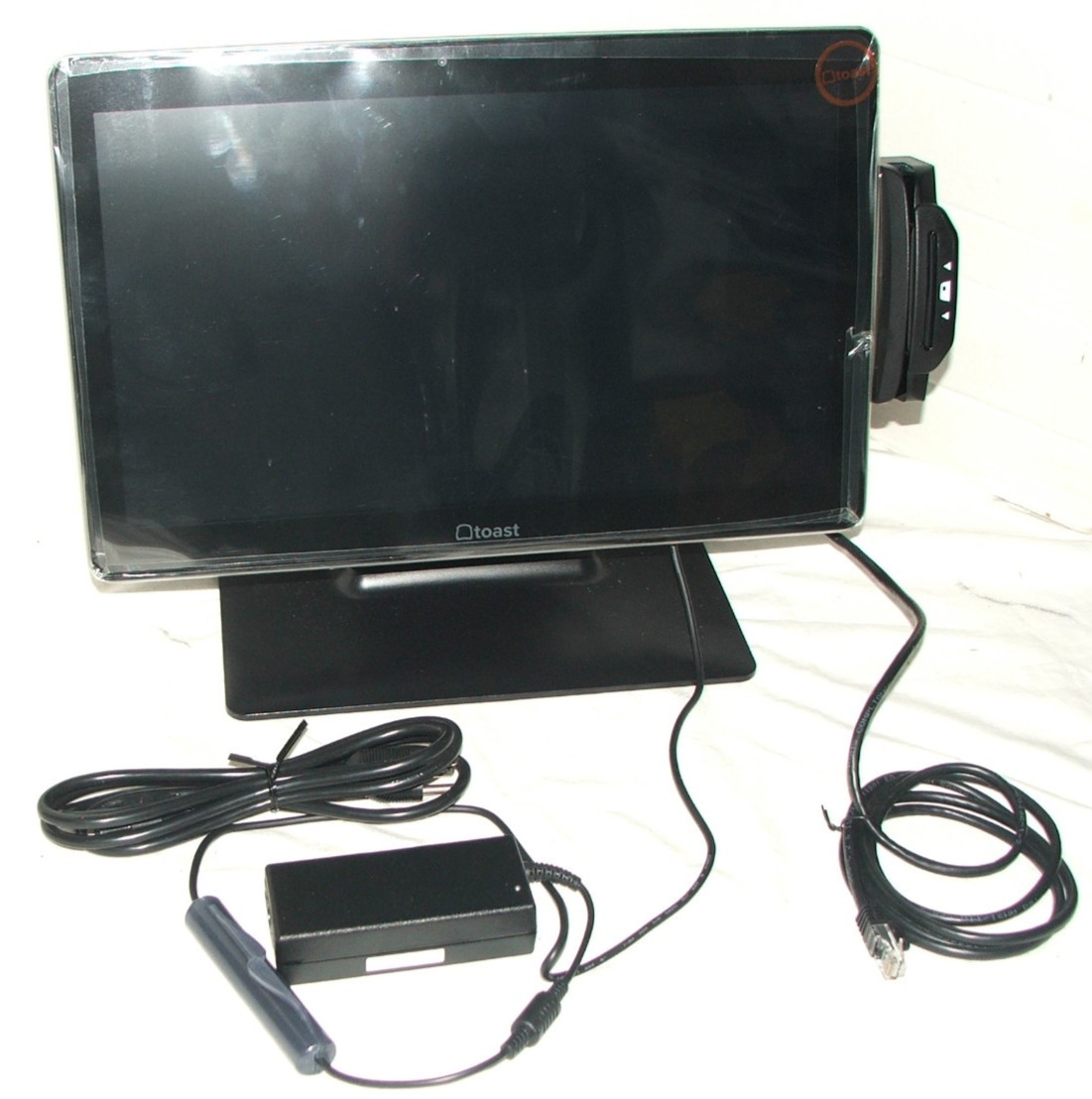 TOAST POS  ELO 15" EV 2/3.. TOUCHSCREEN TERMINAL NEW.. Open Box
