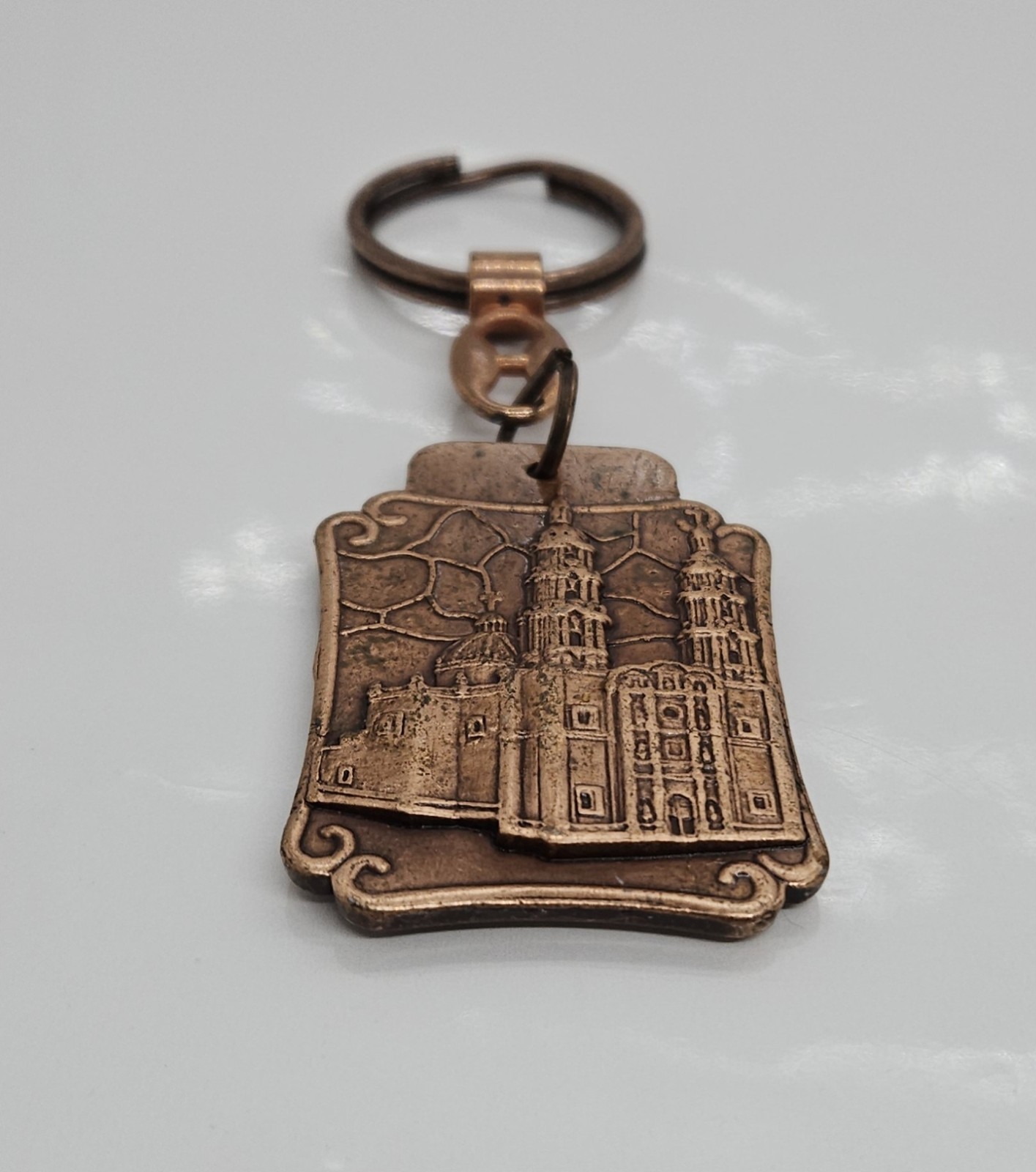 Recuerdo Metal Key Chain Key Double Sided
