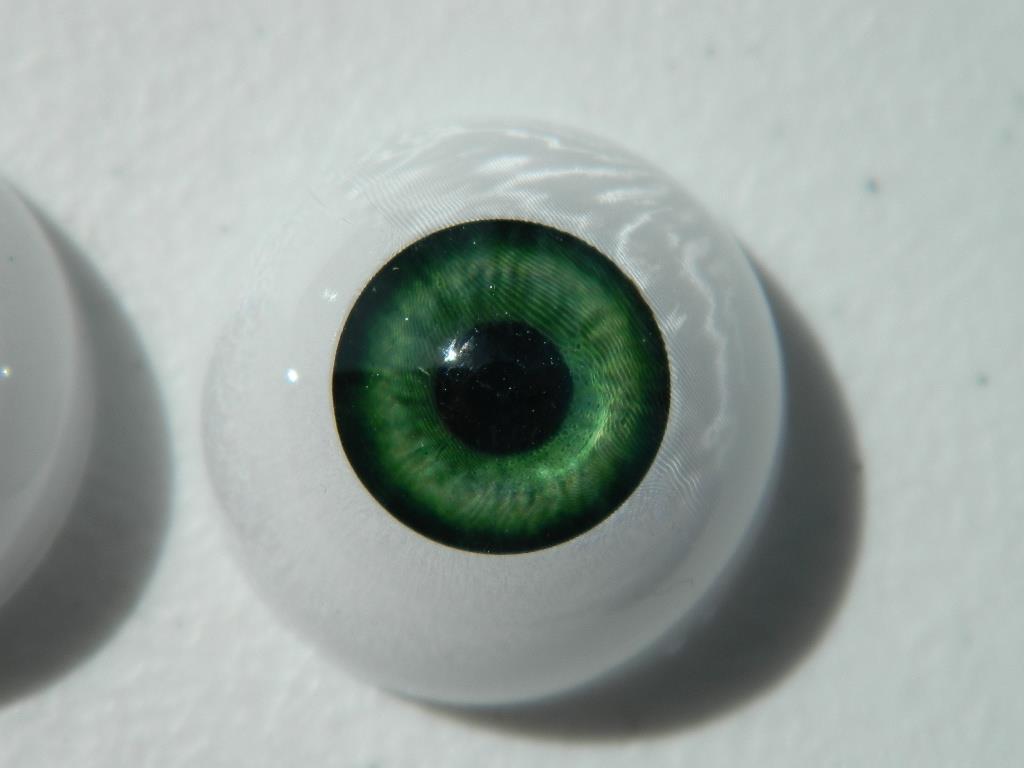 Realistic Life Size Acrylic Eyes for Halloween PROPS, MASKS, DOLLS (26 mm) FB03