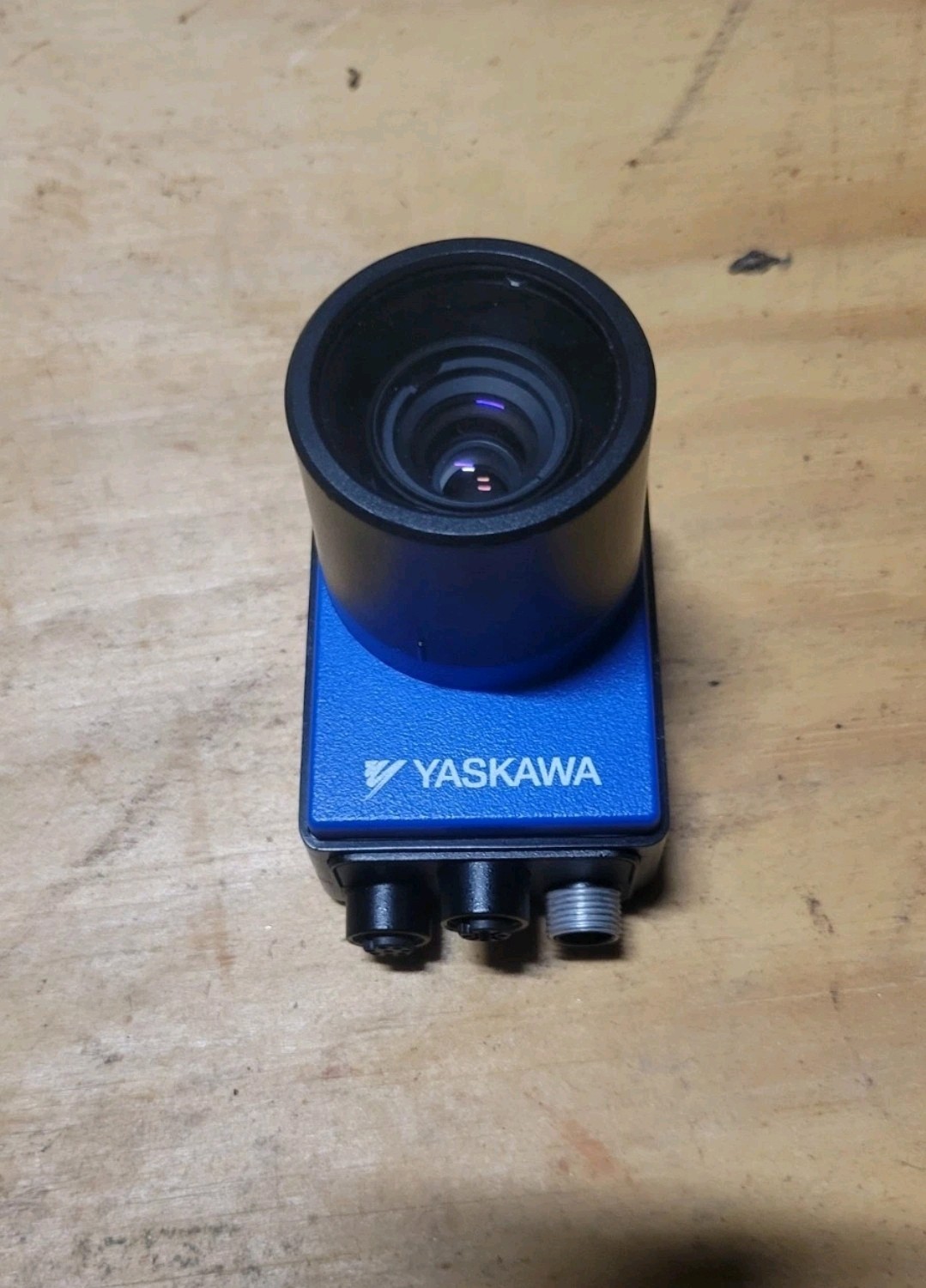 825-0570-1R E YASKAWA COGNEX MotoSight2D MS200 Good Used with Fugi lens