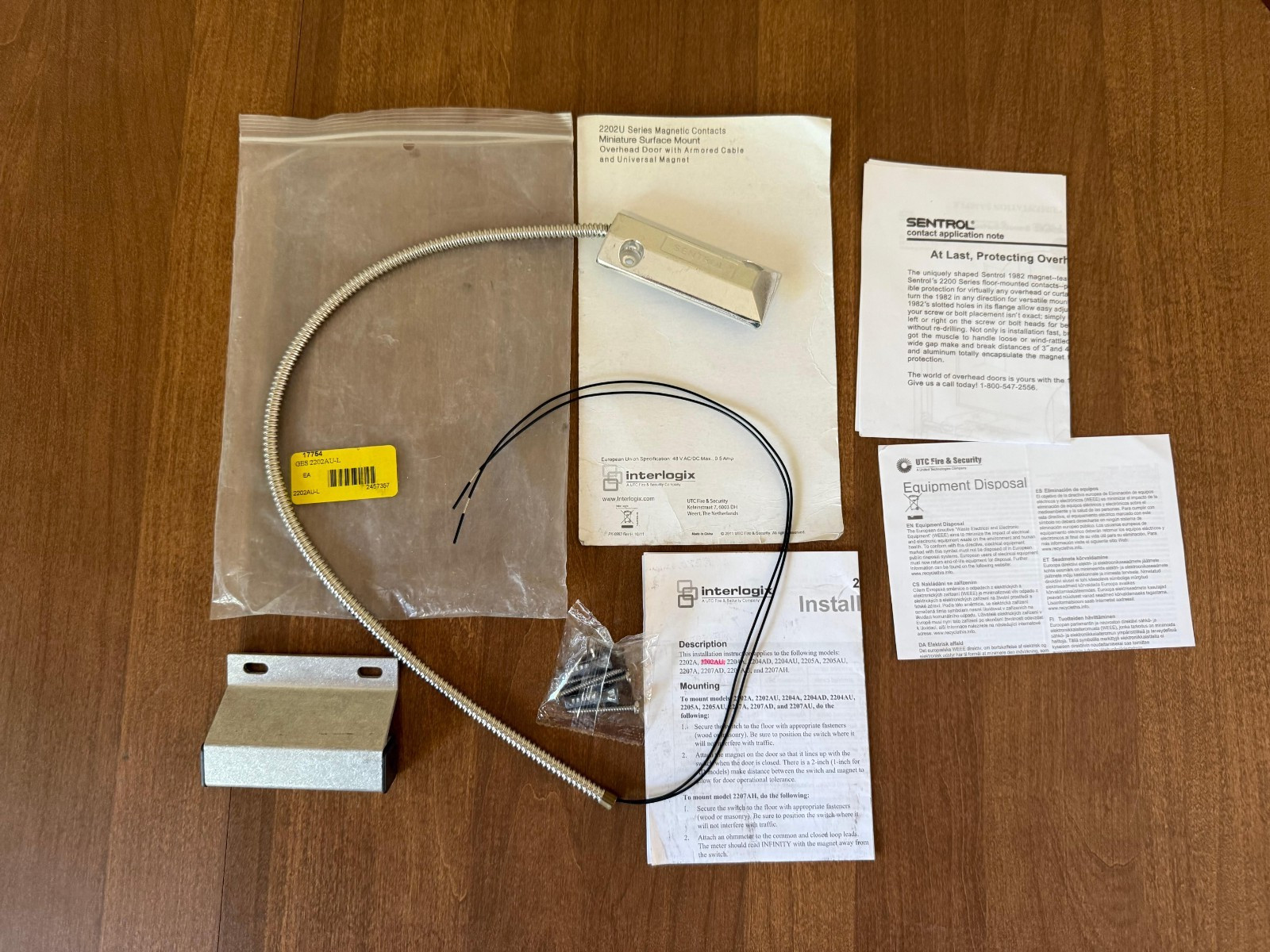 INTERLOGIX 2202U SERIES MAGNETIC OVERHEAD DOOR SURFACE MOUNT