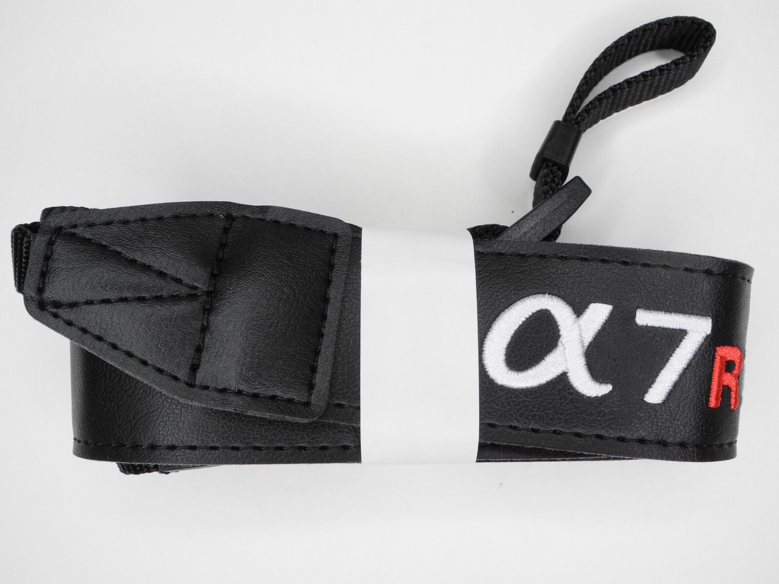 NEW Sony A7R V / Alpha 7R V Genuine Mirrorless Camera Neck Strap