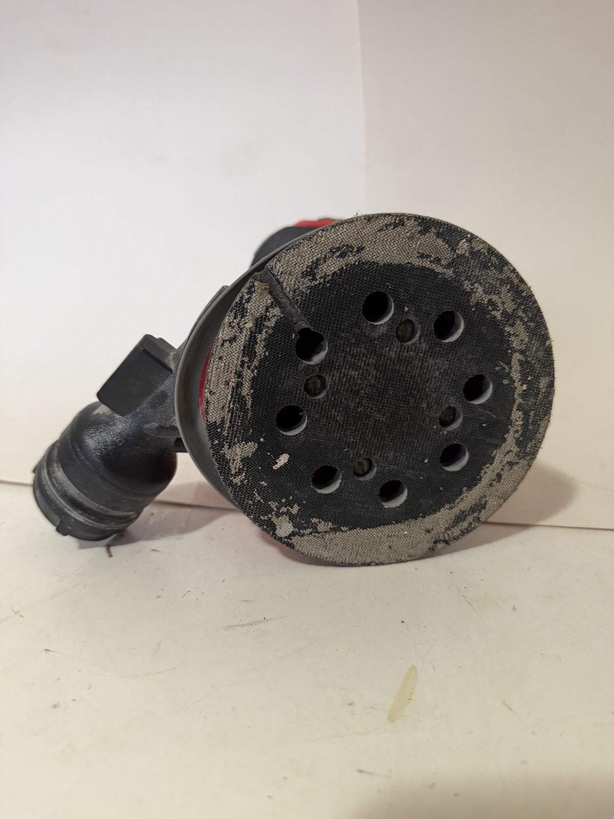 CRAFTSMAN V20* Random Orbit Sander, Tool Only (CMCW220B) Missing Dust Bag