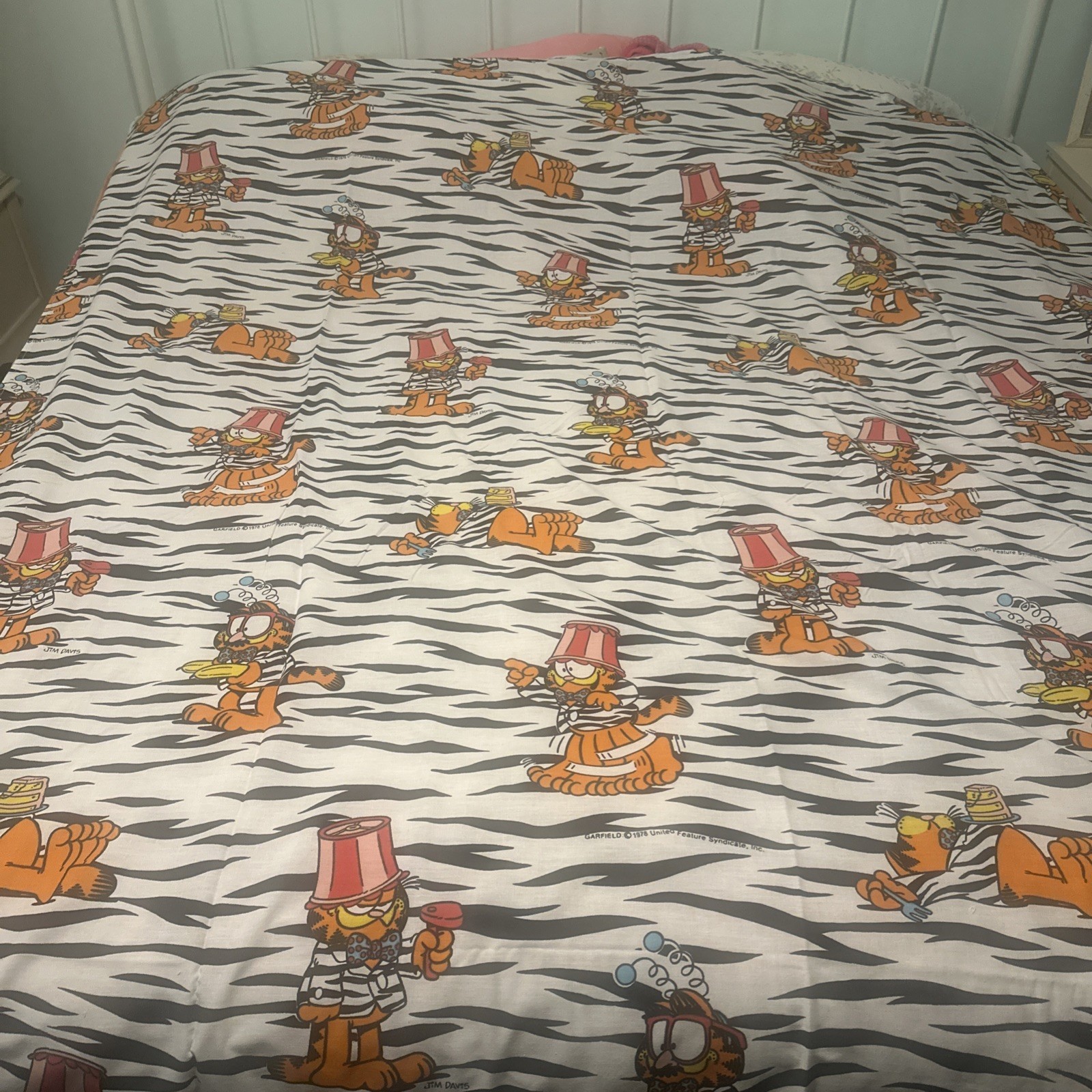 Vintage Garfield Full Size Flat Sheet Zebra Print JP Stevens Jim Davis Comics
