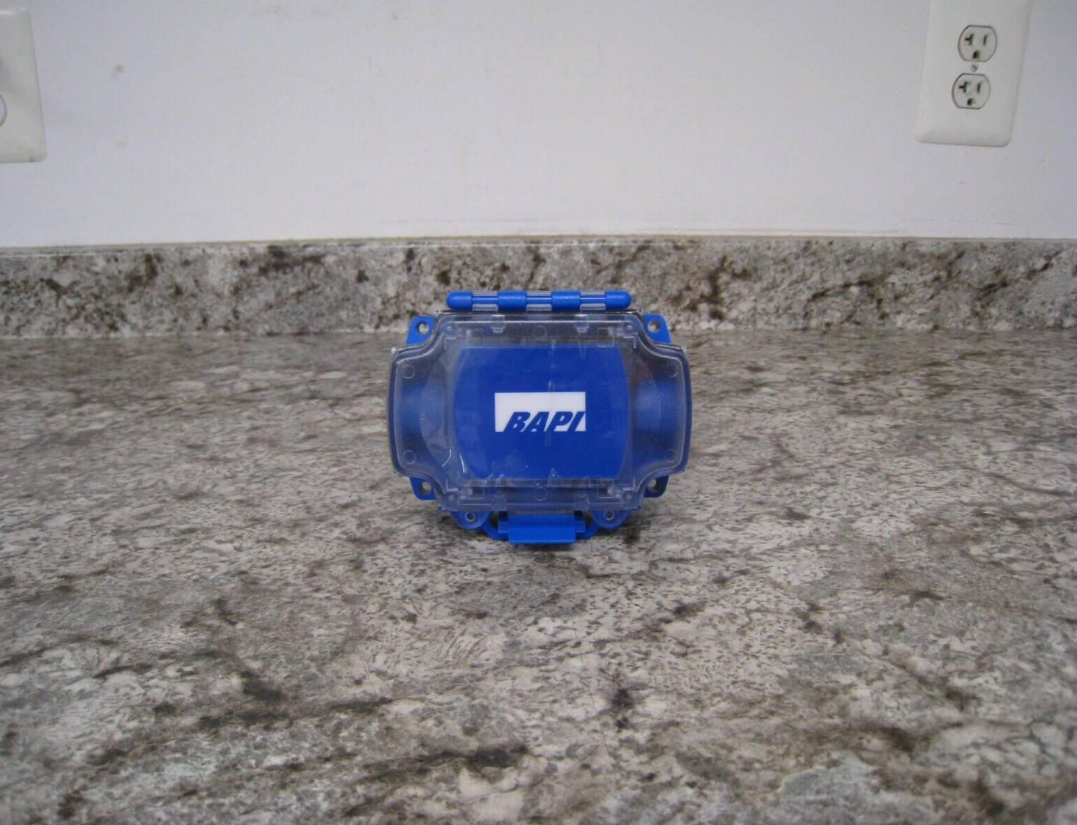 New BAPI BA/H200-D-BB +/- 2% RH Relative Humidity Duct Sensor / Transmitter
