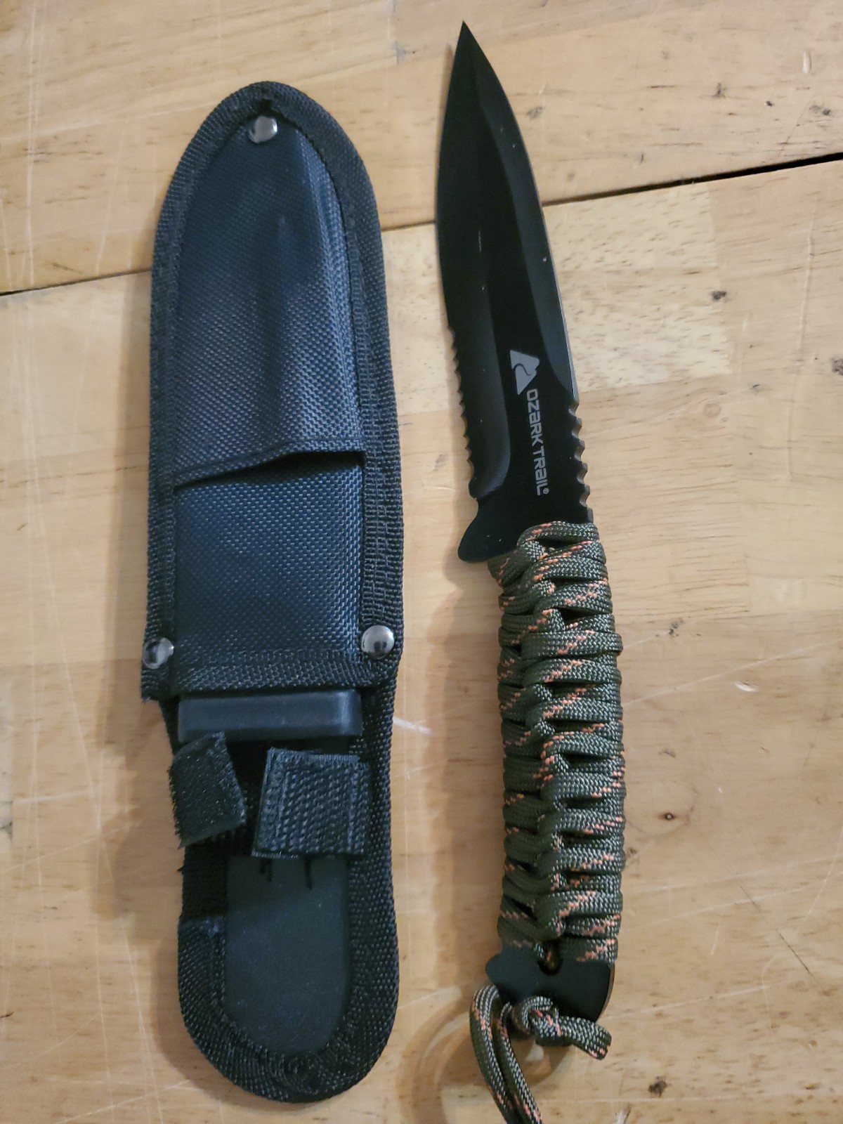 Ozark Trail Fixed Blade Knife w/ Green Paracord Wrapped Handle and Sheath